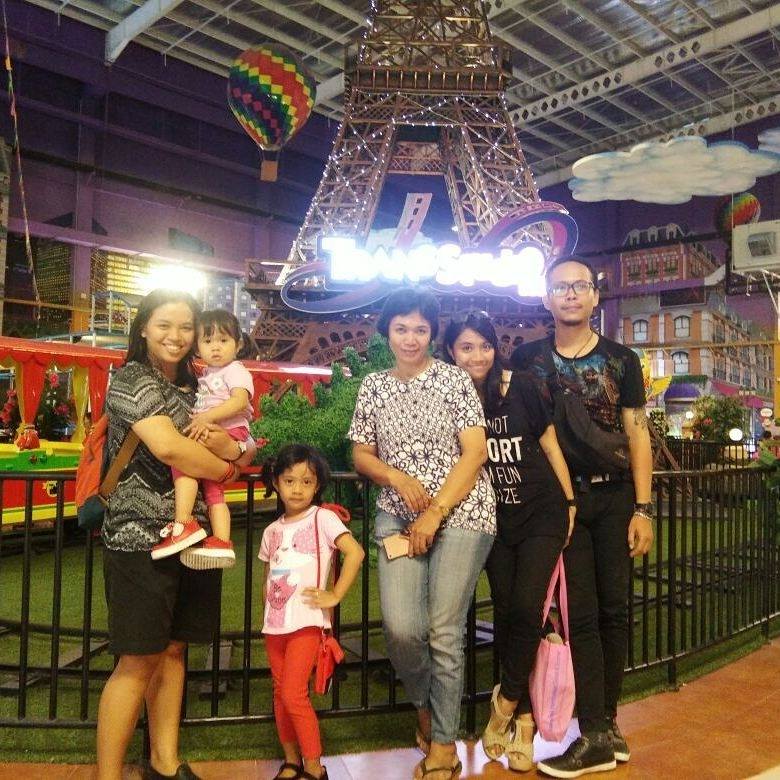 Gracia Nilam Whiena M