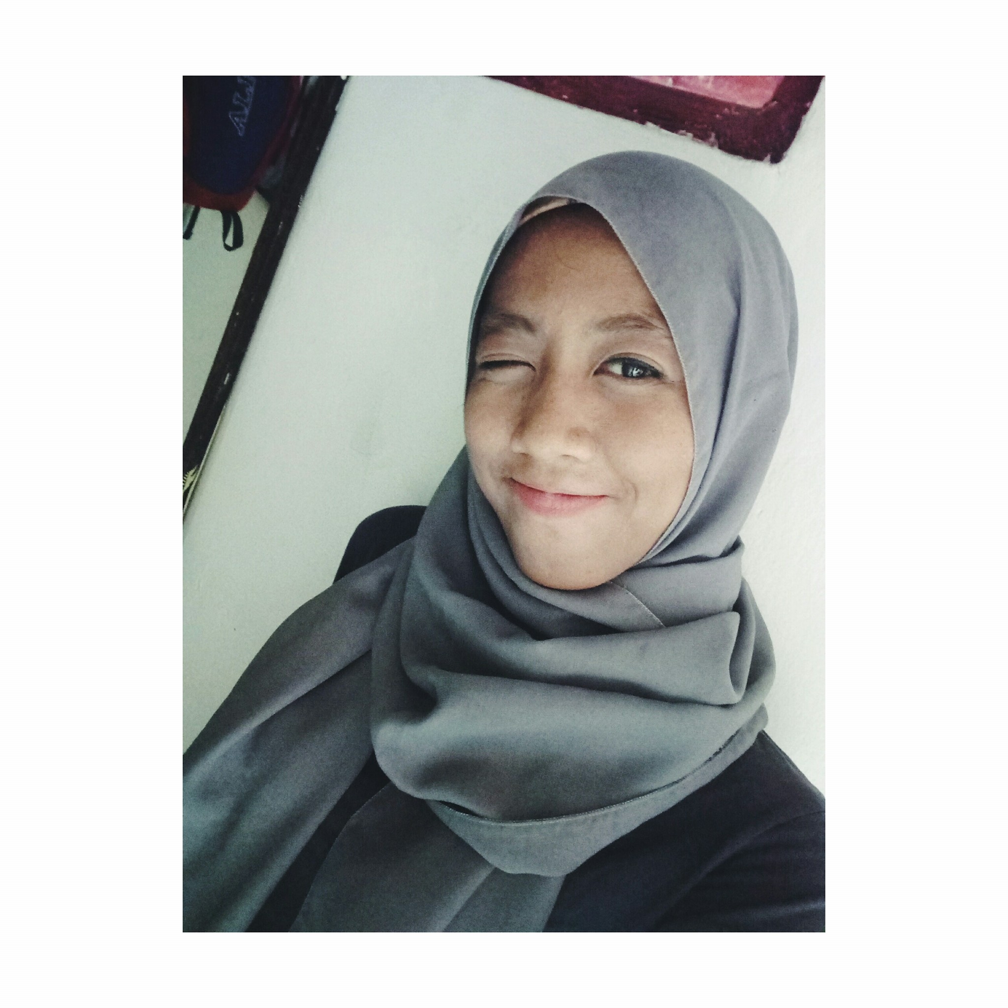 R Alexandra Seríamos