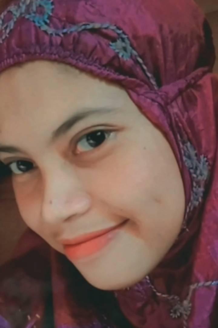 Putri Kuswari Blosterlii