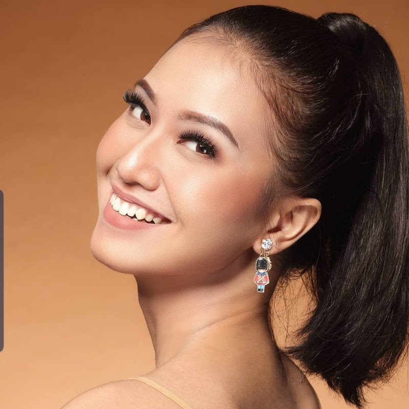 Sandy Rachel Official