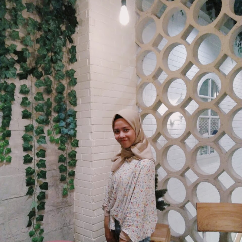 Siti Destiana Rahmadayanti